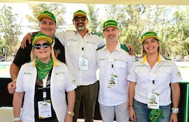 Jaqueline de Mauro, Alfredo de Mauro, Raúl Zapag, Jorge Zacarías y Ana Royg.