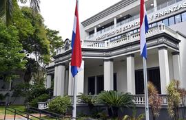 Edificio del Ministerio de Economía y Finanzas, institución encargada del manejo del dinero público.