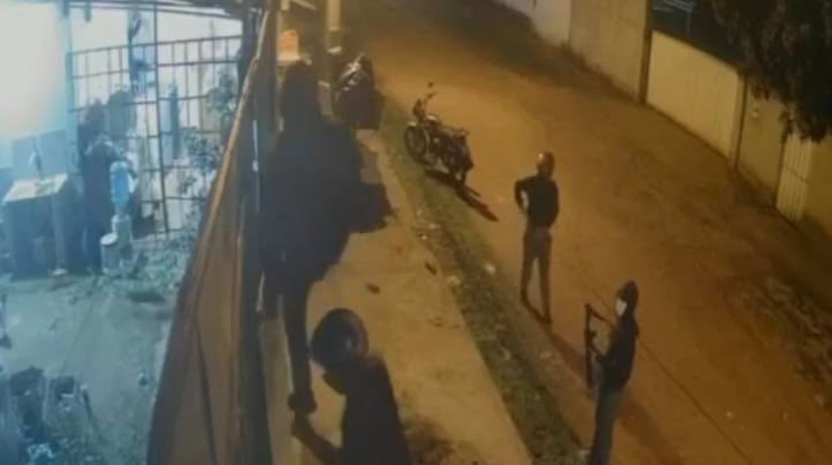 A punta de armas y golpes, asaltan bodega y roban G. 70 millones