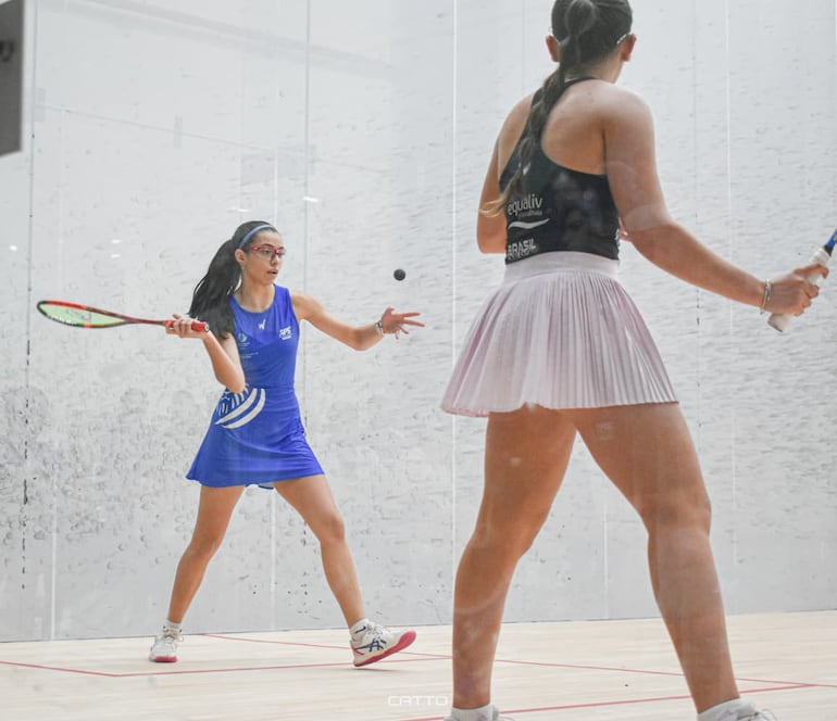 Partido final U19 donde conquistó el título Fio Gatti, contra la brasileña Laura Silva.