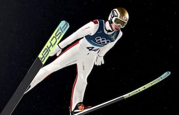 Austria, a la que representan Jan Hörl y Stephan Embacher, lidera la prueba por parejas (‘superteam’) masculina de saltos de esquí nórdico.