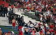 Los incidentes entre los barras de Cerro Porteño y la Policía Nacional durante el superclásico contra Olimpia por la fecha 17 del torneo Apertura 2026 de la Primera División de Paraguay en el estadio Defensores del Chaco, en Asunción, Paraguay.
