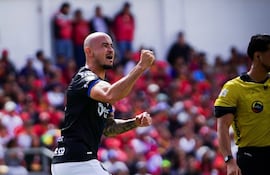 Carlos Gabriel "Cocoliso" González (33 años) llegó a su segundo gol en seis partidos con el Independiente del Valle.