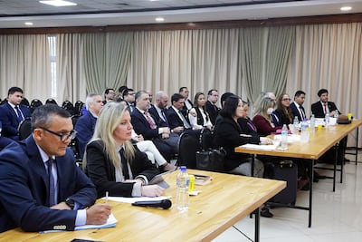 Los fiscales Leonardi Guerrero y Belinda Bobadilla (izq.) durante la Audiencia preliminar en el caso "mafia de los pagarés".