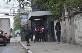 Unos tres mil choferes se adhirieron a la huelg de transporte público.