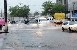 La ciudadanía tiene esperanzas en que, con esta considerable inversión, finalmente dejen de existir los peligrosos raudales que suelen formarse con cada lluvia en Eusebio Ayala y Boggiani.