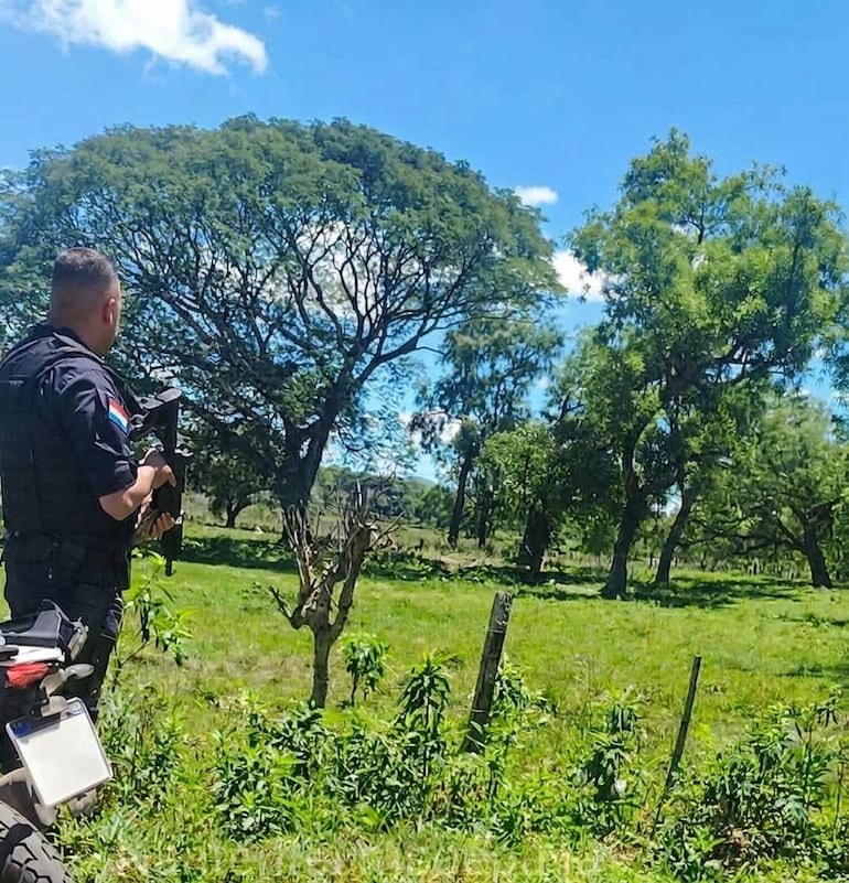 Zona boscosa de la compañía Mbocayaty-Costa’i, de Escobar, donde los sospechosos se internaron para evitar ser capturados.