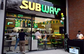 Subway ya se encuentra en el Shopping Plaza Norte.