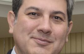 Julio Duarte Van Humbeck, con rango de embajador, titular de la Asociación de Diplomáticos Escalafonados (Adep).