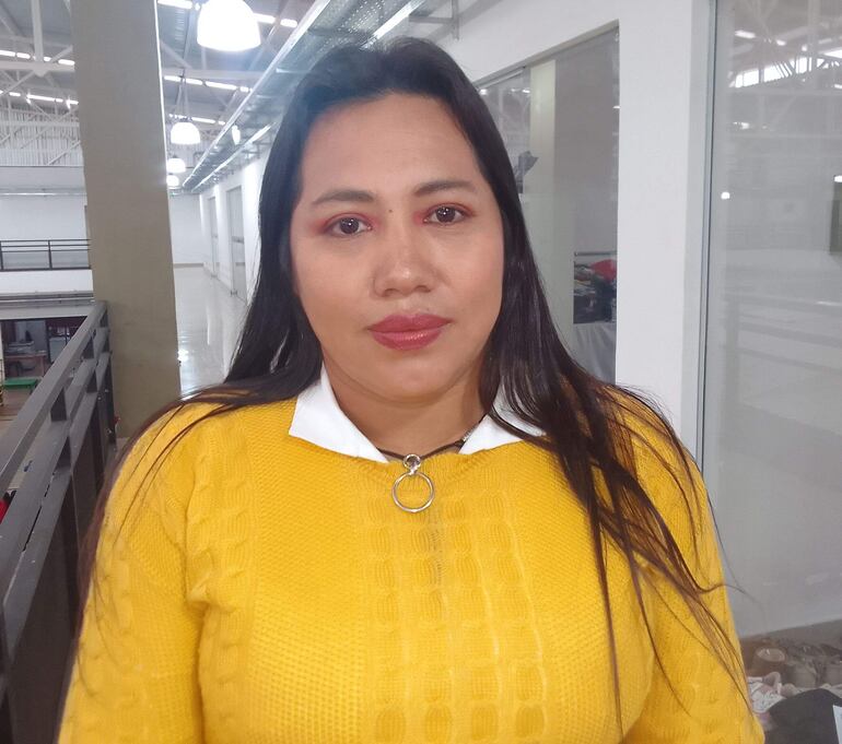 
La encargada de la Secretaría de Acción Social de la Municipalidad, Julia Duarte, destacó el apoyo de la gente para el evento.