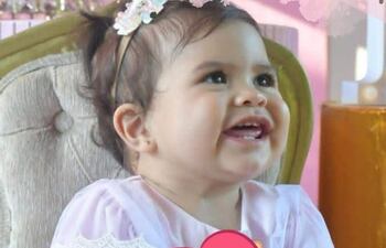 Bianca Sofía, nesecita de suma urgencia el trasplante de un corazón para seguir viviendo.