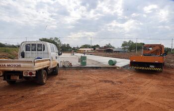 El MUVH está invirtiendo G. 68.235 millones para equipar el ex predio del IPS en Roque Alonso, para lo cual se contrató al Consorcio Defensores del Chaco.