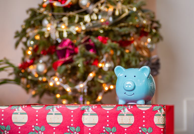 Concepto de finanzas y Navidad.