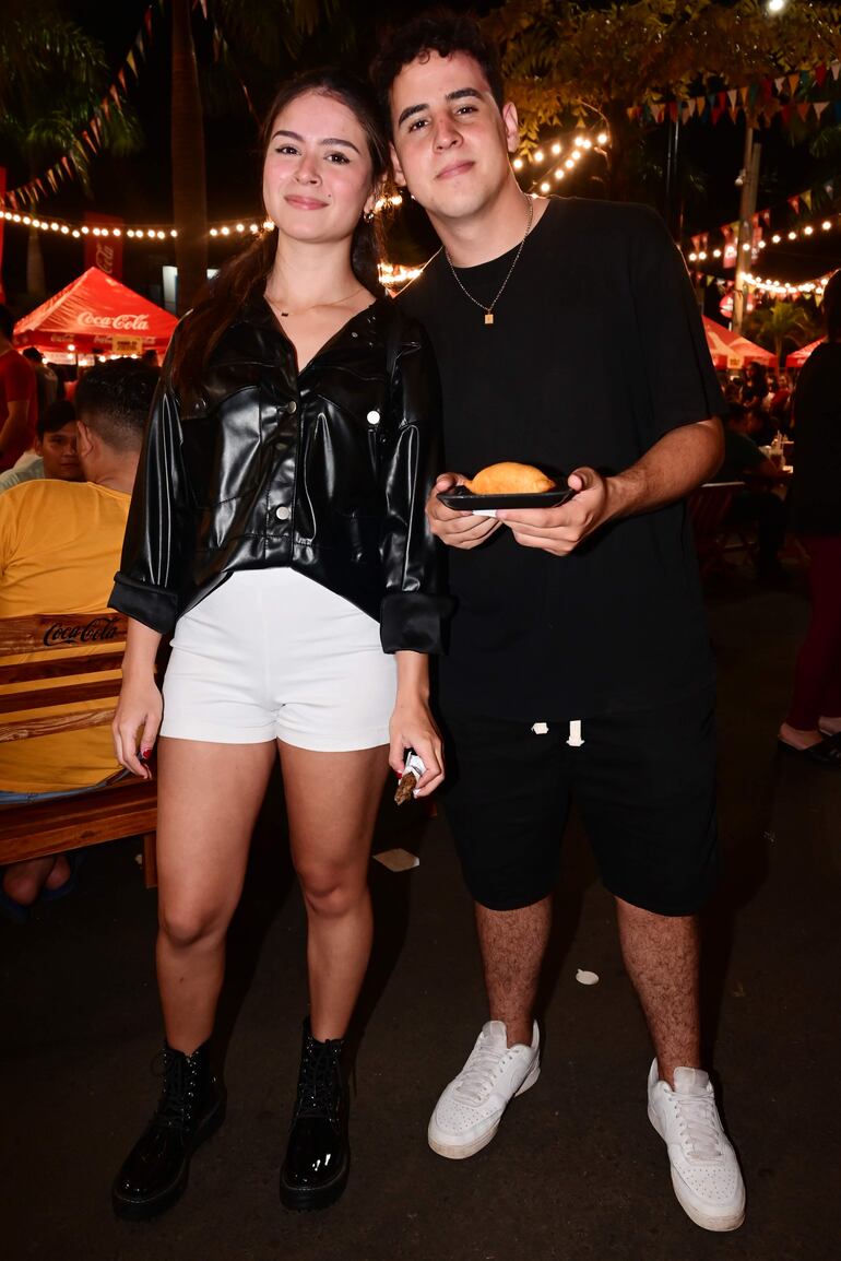 Yanice Montalbetti y Osvaldo Escobar.