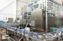 De acuerdo con datos del Ministerio de Industria y Comercio (MIC), el 65,8% de los trabajadores industriales son empleados por el sector privado.