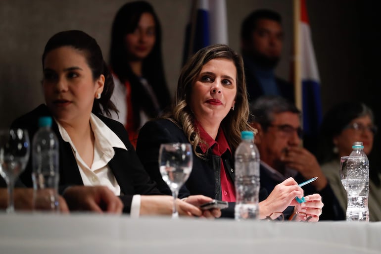 Corte notifica a Kattya su rechazo a la acción de inconstitucionalidad y ella reacciona así