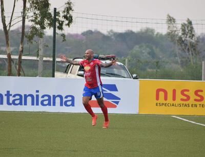 El delantero Dionicio "Loco" Pérez es la principal carta de gol de Atlético Colegiales.