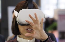 La educación es un terreno fértil para la innovación tecnológica. En la última década, la introducción de herramientas digitales en el aula ha transformado el proceso educativo, fomentando un aprendizaje más interactivo, personalizado y accesible. Con la implementación de nuevas tecnologías en la educación, tanto alumnos como docentes se benefician de un entorno enriquecido que favorece la colaboración y la creatividad.