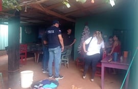 La comitiva fiscal-policial no encontró al buscado en la vivienda allanada.