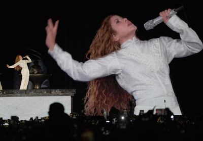 La cantante colombiana Shakira durante su presentación de ayer sábado en el estadio Pascual Guerrero de Cali.
