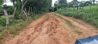 La comunidad de Ysypo Potrero de San Miguel exige la reparación urgente de la ruta, que lleva años en pésimo estado por falta de inversión municipal y departamental.