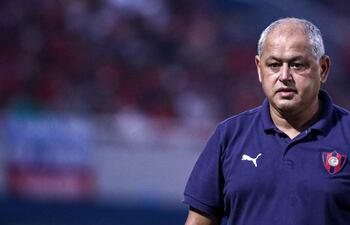 Francisco Arce, entrenador de Cerro Porteño.