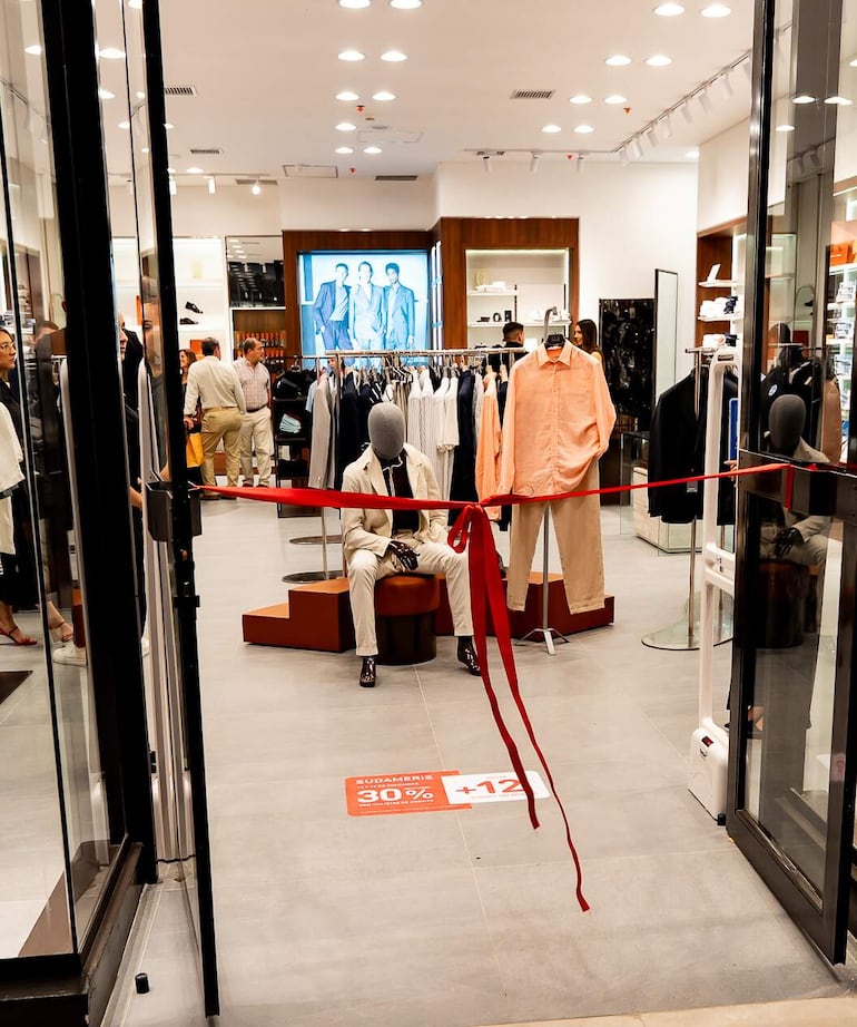 El lanzamiento de Damat marca el inicio de una ambiciosa estrategia de expansión impulsada por Julio Darwiche y su grupo empresarial, con foco en nuevas marcas y oportunidades de crecimiento.