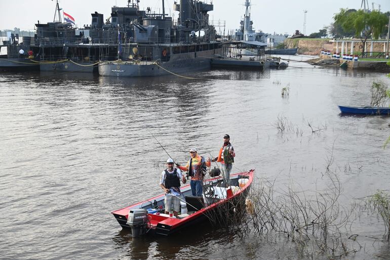 La competencia reunió a pescadores provenientes de Argentina, Chile, Uruguay y varios de nuestro país, tanto capital e interior.