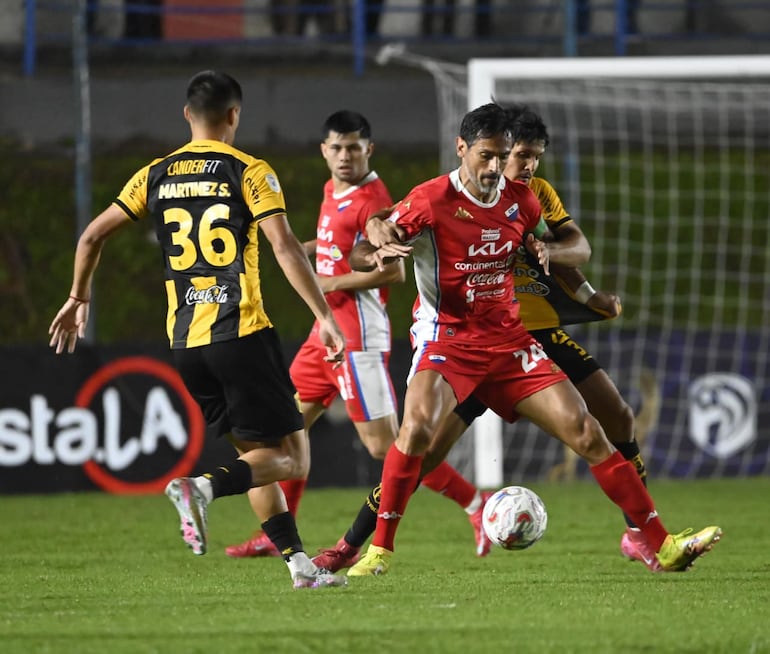 Nacional derrota a Guaraní y tiene el subcampeonato en la mira