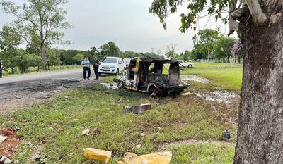 Los restos del camión blindado de Prosegur atacado por asaltantes el martes.