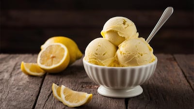 Helado de limón.