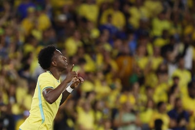 Vinicius de Brasil celebra un gol este domingo, en un partido amistoso previo al Mundial 2026 entre Brasil y Panamá en el estadio Maracaná, en Río de Janeiro (Brasil).