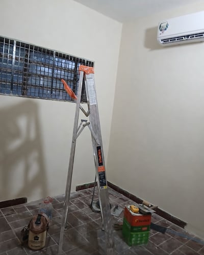 Entre las mejoras confirmadas a la celda de Dalia López se encuentran la remodelación completa del baño, la instalación de un acondicionador de aire, la compra de un sommier, una caminadora, un placard y otros electrodomésticos.