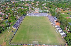 El estadio Juan José Vázquez del Unión Agrícola de Santaní albergará el partido de primer turno del día, entre 4 de Mayo de Capiibary y Fulgencio Yegros de Ñemby.