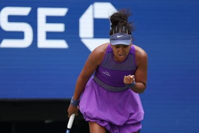 La japonesa Naomi Osaka confirmó este lunes su excelente momento al eliminar a la estadounidense Coco Gauff, número 3 del mundo, en el Abierto de Estados Unidos.