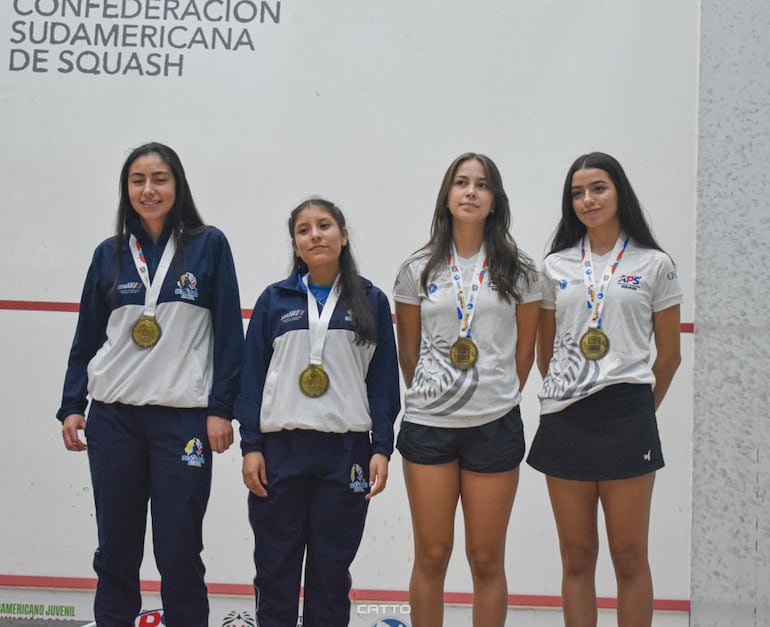 Nicola y Fio (a la derecha) se quedaron con la medalla de bronce   en dobles U19.