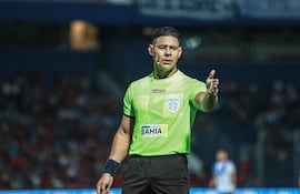 El árbitro Blas Antonio Romero conducirá el encuentro entre Sportivo San Lorenzo y Olimpia, a disputarse el domingo en el Defensores del Chaco.