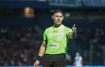 El árbitro Blas Antonio Romero conducirá el encuentro entre Sportivo San Lorenzo y Olimpia, a disputarse el domingo en el Defensores del Chaco.