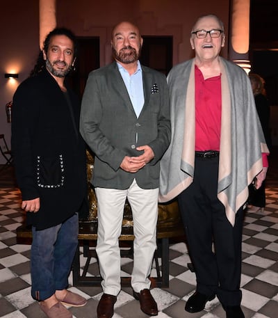 Nima Sarkechik; Pierre-Christian Soccoja, embajador de Francia, y Nicolás Latourrette Bo.