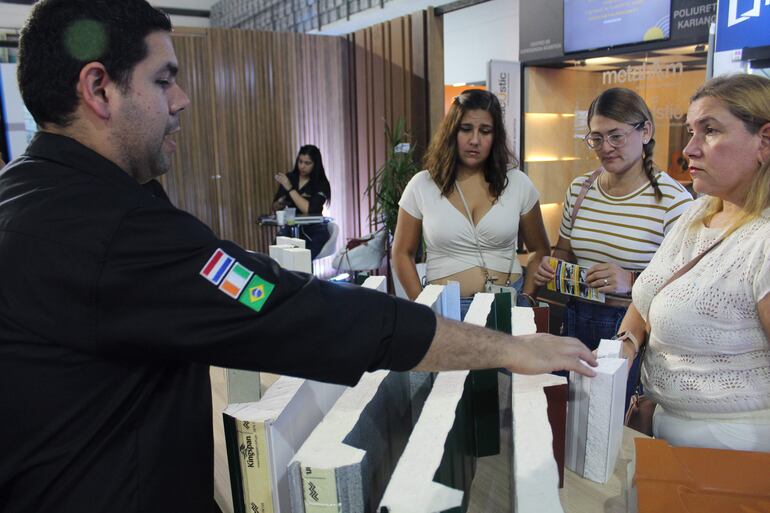 La construcción tiene cita en Luque con una Constructecnia más grande y renovada.