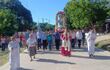Monseñor Gabriel Escobar presidió la procesión por las calles de Fuerte Olimpo.
