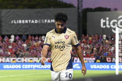 Cecilio Domínguez, futbolista de Cerro Porteño, durante el partido frente a Sportivo Trinidense por la fecha 20 del torneo Clausura 2025 de la Primera División de Paraguay en el estadio La Huerta, en Asunción, paraguay.