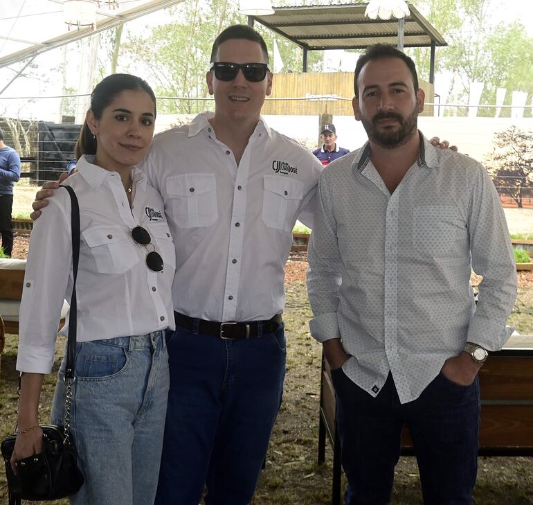 Mónica Ávila, Juan Pablo Lobo y César Augusto Ramos.