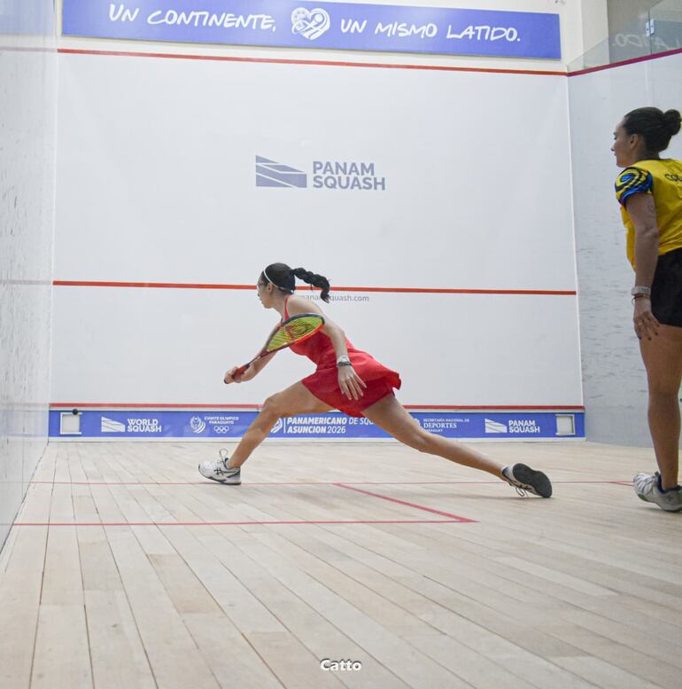 Fio Gatti también llegó hasta dieciseisavos, cayendo contra la colombiana Lucia Bautista.