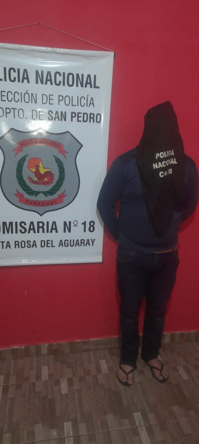 El detenido fue identificado como Doctor José Alberto Martín Llerena Alvan, de 36 años, ciudadano peruano y médico cirujano