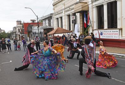 El Ballet Folclórico de la Secretaría de Cultura entregó una selección de danzas folclóricas en el marco de la "Fiesta de la Música".