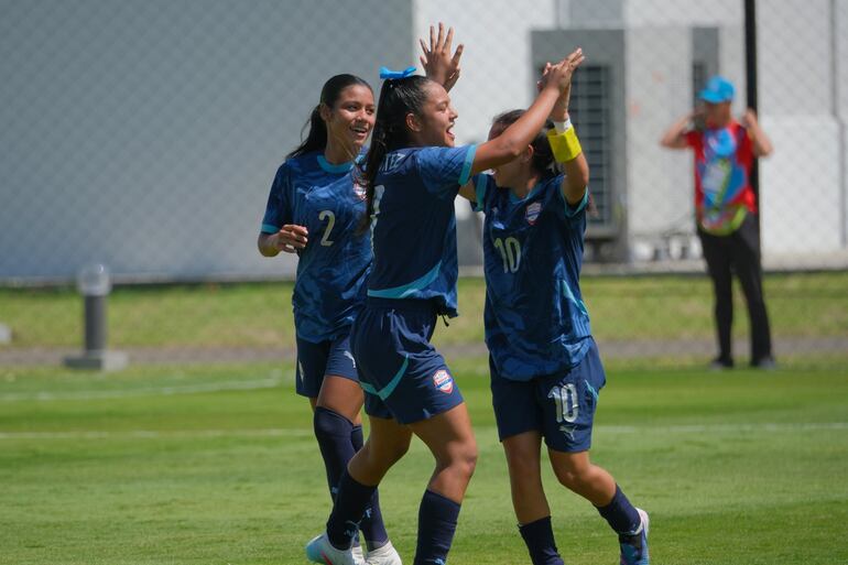 Paraguay suma tres medallas y el fútbol femenino aporta una valiosa plata en Panamá