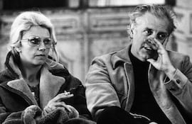 Francisca Ramé y Dario Fo en Milán en 1970 (Getty)