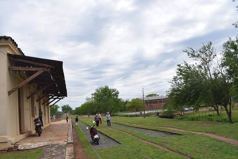 En la exestación del tren se podrá disfrutar de la observación astronomica.