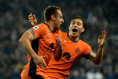 Inter de Milán se acerca al título en Italia